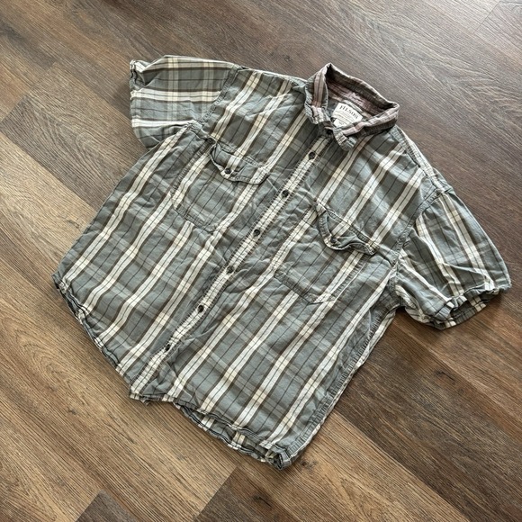 Filson Washed Short Sleeve Feather Cloth Shirt Men's Sz L Safe Green Plaid STAIN